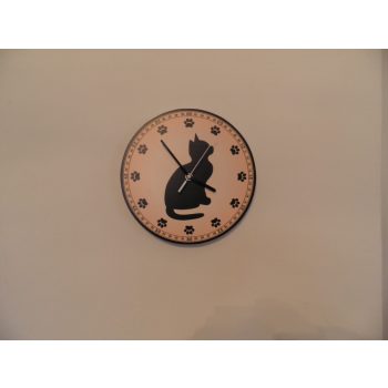 Falióra - macskás