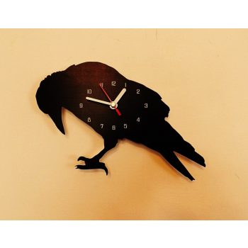 Fekete varjú falióra